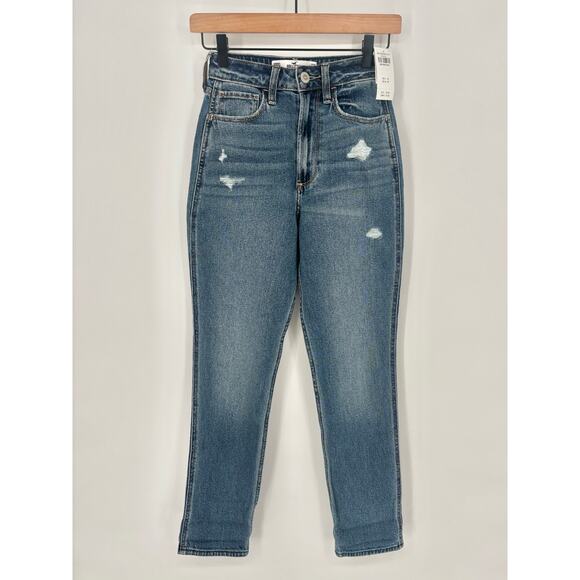 Hollister NWT Curvy Ultra High Rise Mom Jean Size 000S - Picture 1 of 11